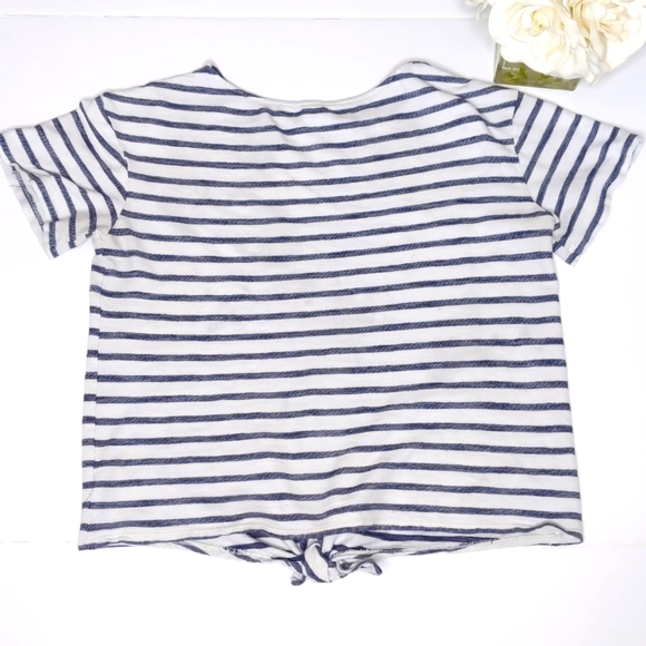 Old Navy Blouse blue striped size M with front tie - Picture 1 of 6